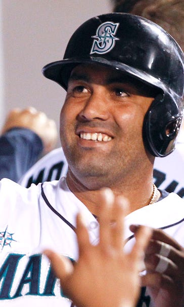 Free Agent Frenzy: Mariners' Morales heating up
